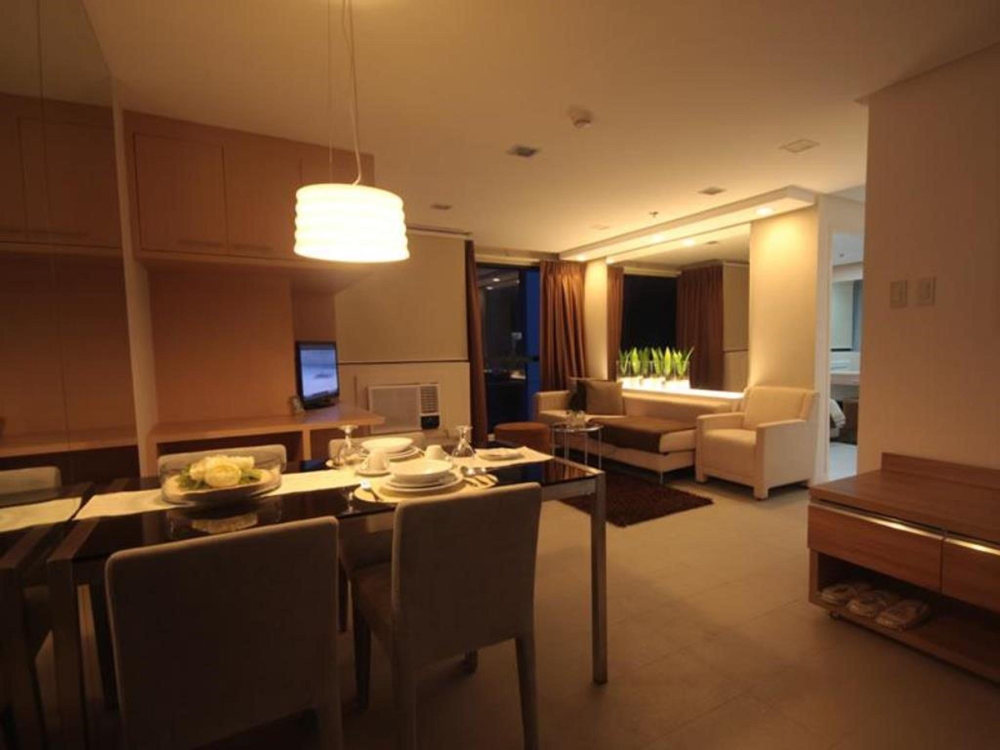 Aparthotel Bsa Twin Towers Mandaluyong Exterior foto