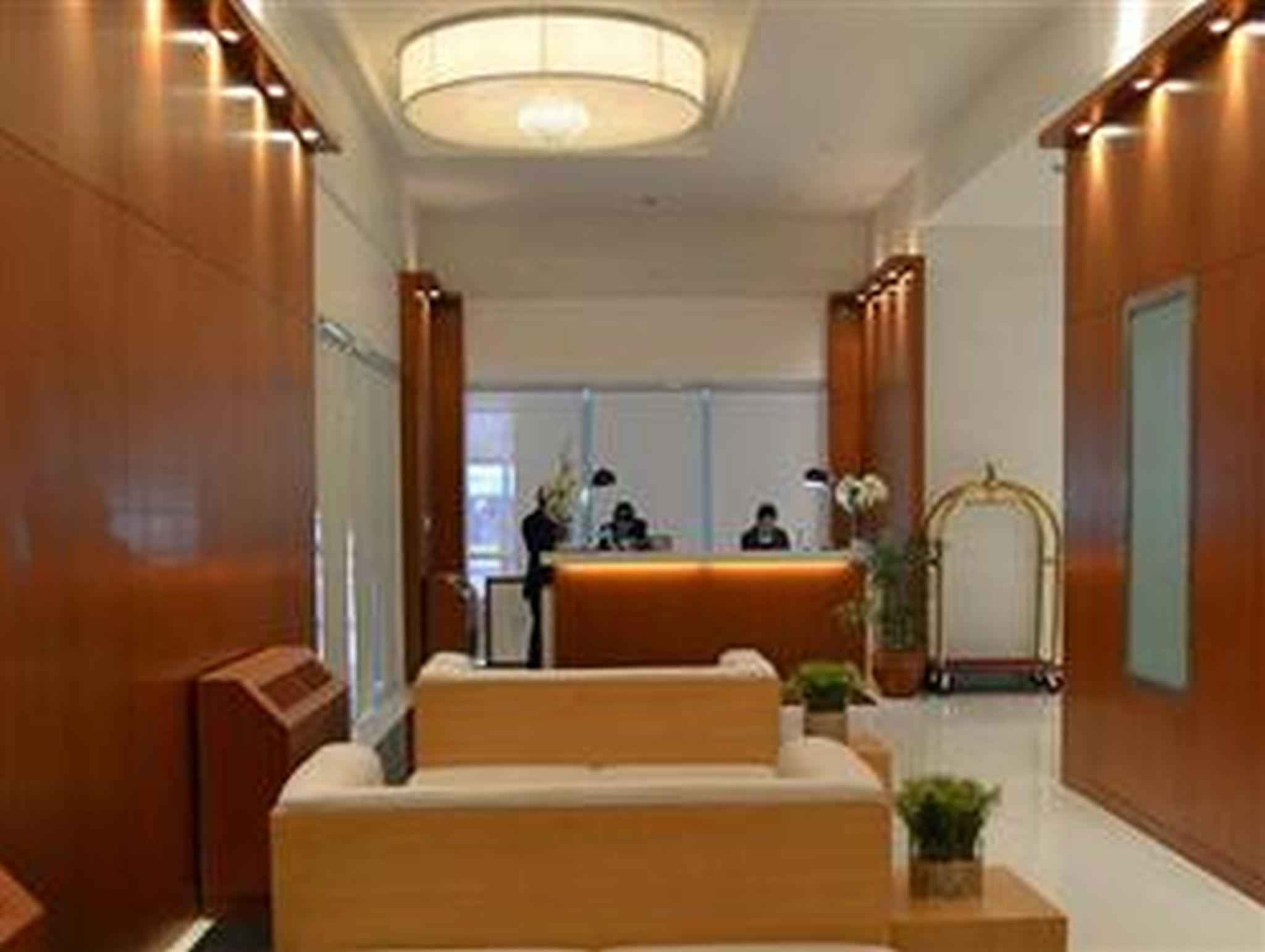 Aparthotel Bsa Twin Towers Mandaluyong Exterior foto