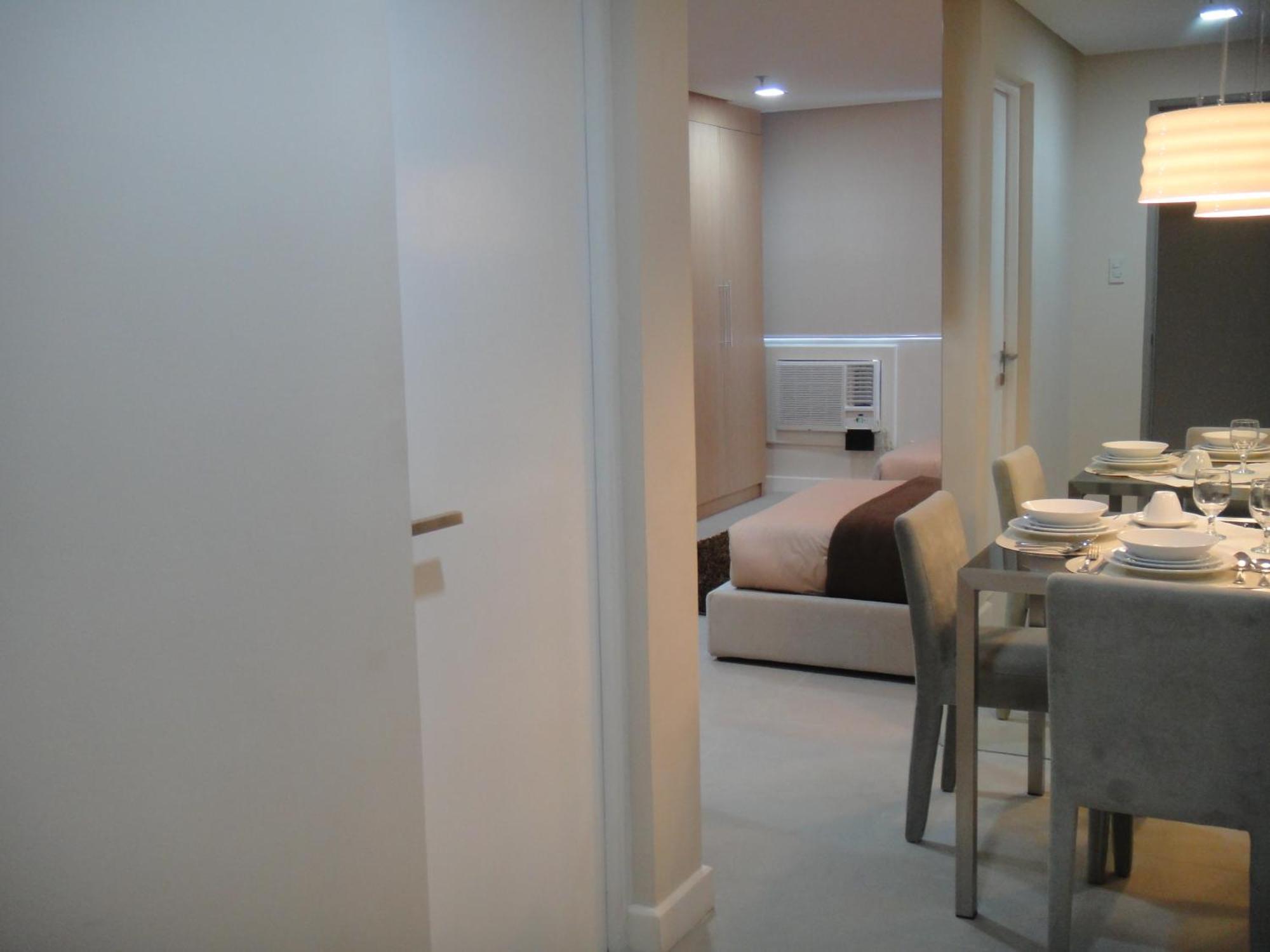 Aparthotel Bsa Twin Towers Mandaluyong Exterior foto